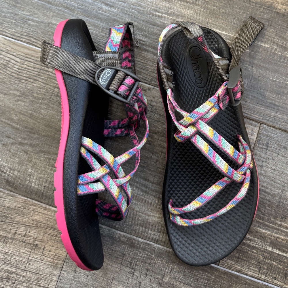 Chaco multicolor pink sandals 4y